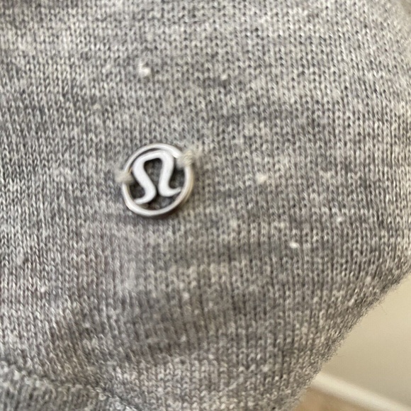 Lululemon Be Fearless Womens Long Thumbhole Sleeve Pullover Top Size S-M?** - Picture 6 of 8